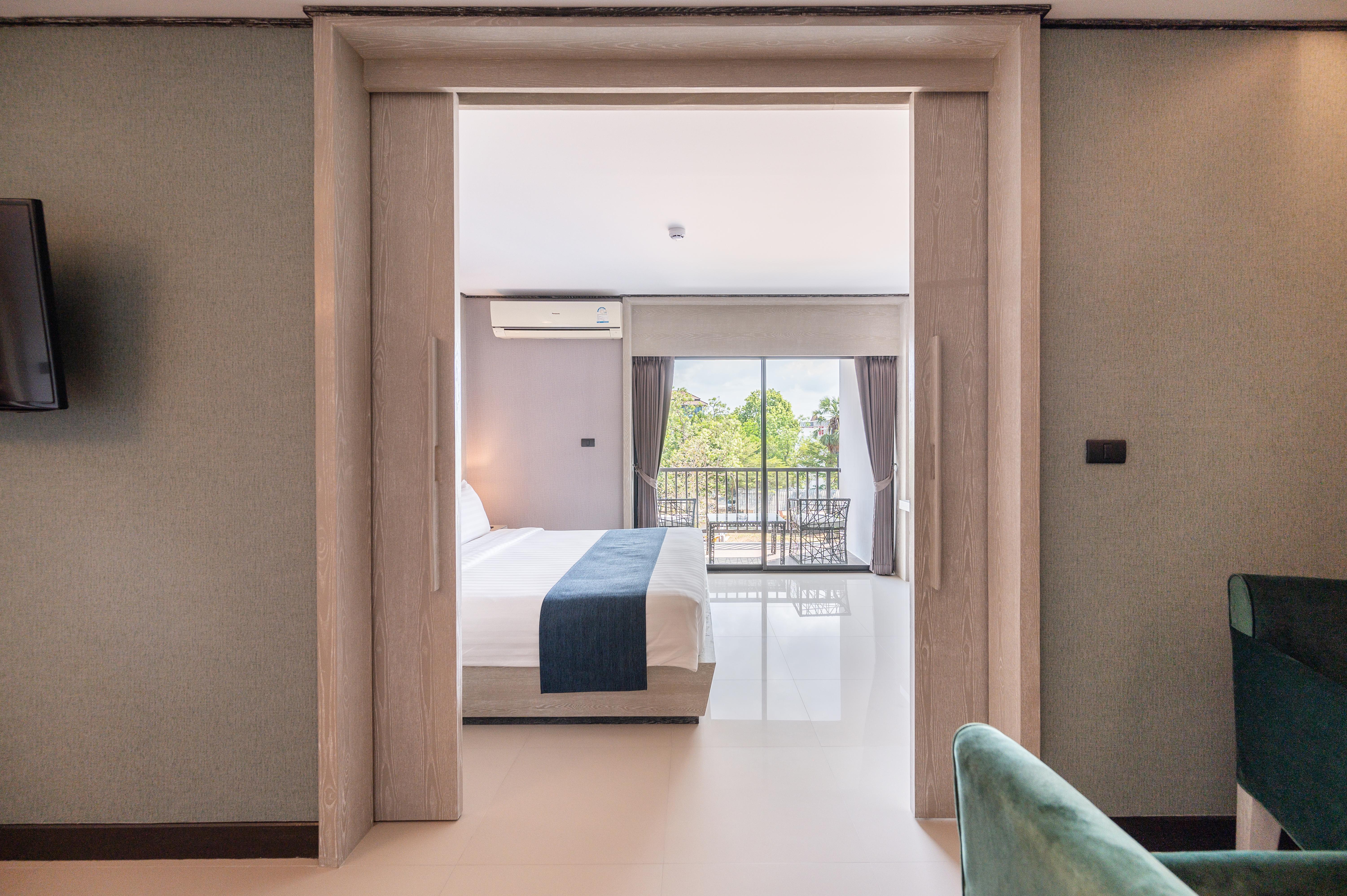 Manhattan Pattaya Hotel - Sha Extra Plus Экстерьер фото